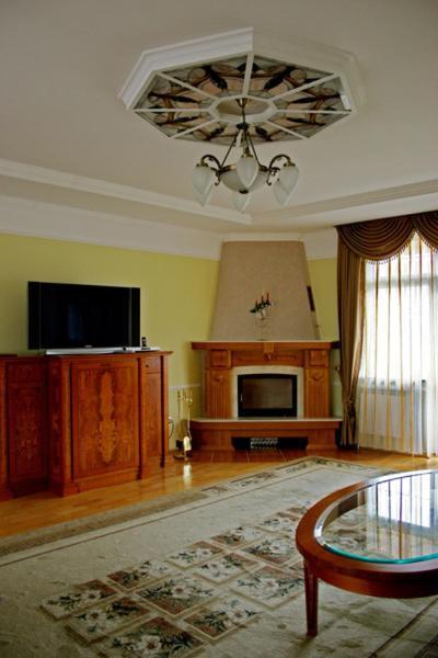 Solnichnaia Dolyna Hotell Poljana Rum bild