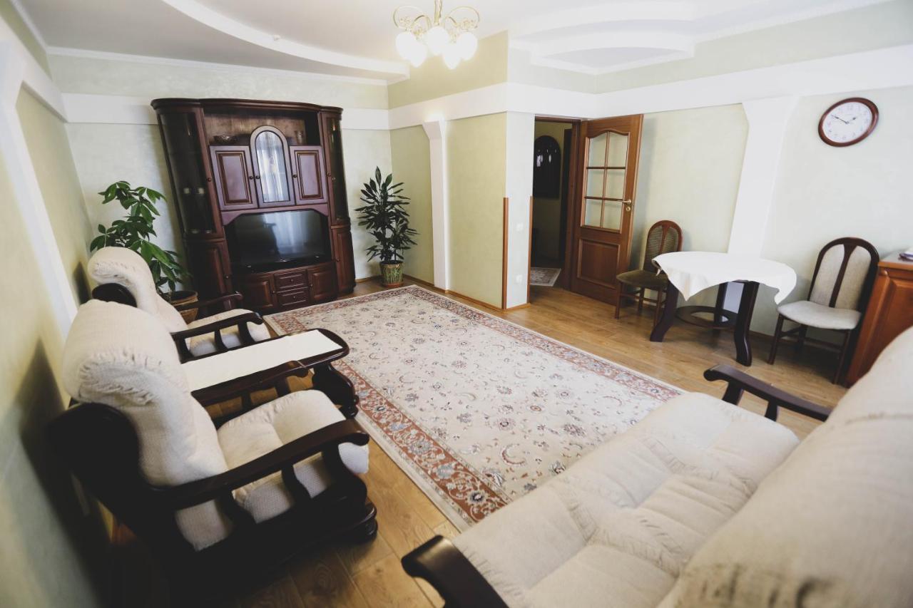 Solnichnaia Dolyna Hotell Poljana Exteriör bild